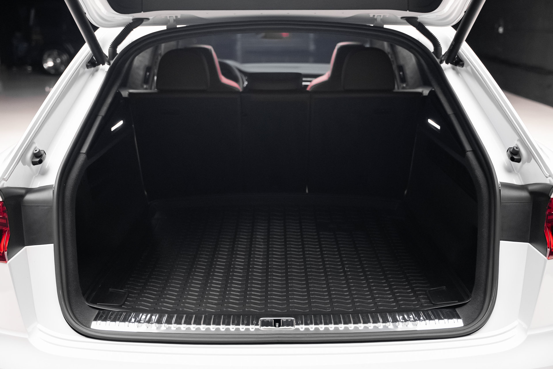 Used 2022 Audi SQ8 Prestige AWD/4WD image 73