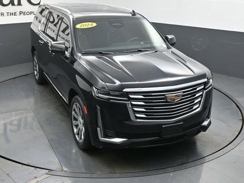 Used 2024 Cadillac Escalade ESV Premium Luxury Platinum image 49