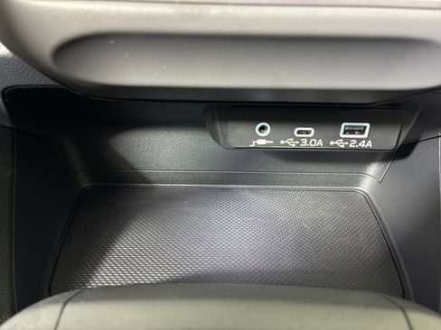 Certified 2025 Subaru Crosstrek 2.0i Premium image 22
