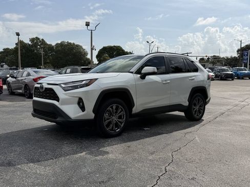 Used 2024 Toyota RAV4 XLE Premium AWD/4WD image 9