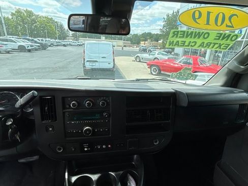 Used 2019 Chevrolet Express 3500 LT w/ LT Preferred Equipment Group RWD image 12