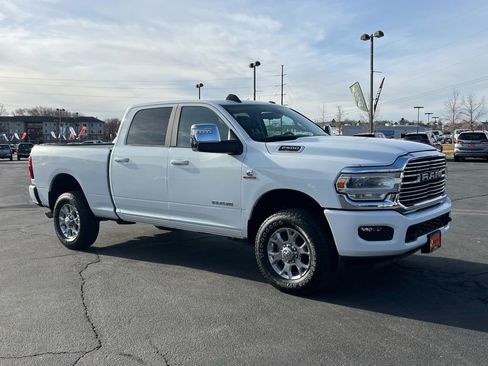 Used 2024 RAM 2500 Laramie AWD/4WD image 6