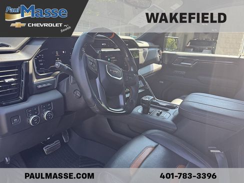 Used 2023 GMC Sierra 1500 AT4 w/ AT4 Premium Package AWD/4WD image 13