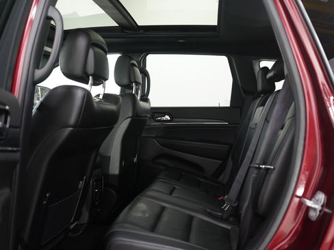 Used 2021 Jeep Grand Cherokee Limited w/ Quick Order Package 28K 80th AWD/4WD image 18