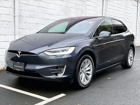 Used 2020 Tesla Model X Long Range image 1