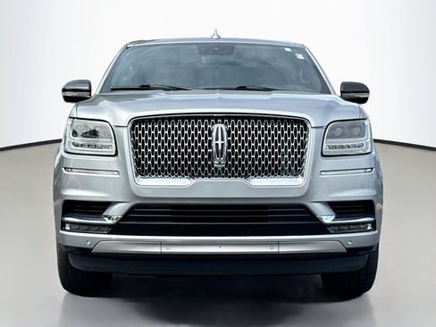 Used 2020 Lincoln Navigator L Reserve w/ Luxury Package AWD/4WD image 17