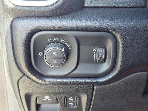 Certified 2022 RAM 1500 Big Horn image 34