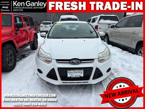 Used 2014 Ford Focus SE image 2