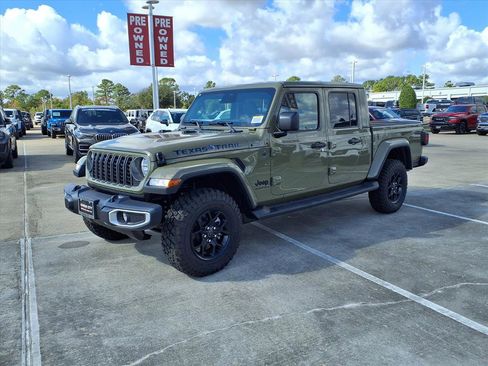 New 2026 Jeep Gladiator Mojave AWD/4WD image 3