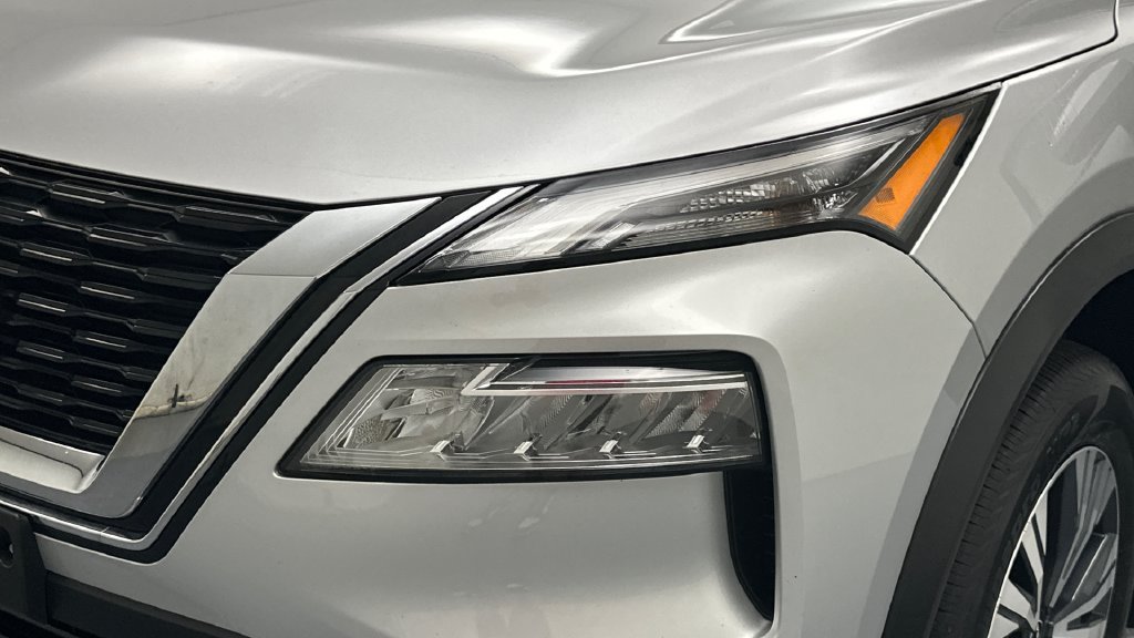 Certified 2023 Nissan Rogue SV w/ SV Premium B Package AWD/4WD image 21