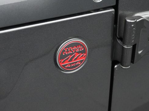 Used 2023 Jeep Gladiator Rubicon image 21