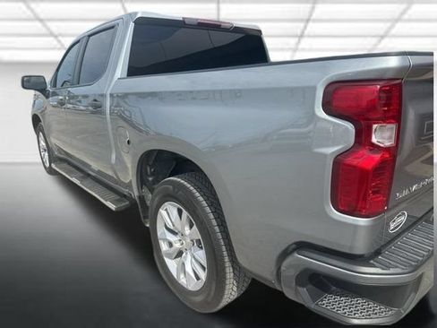 Used 2023 Chevrolet Silverado 1500 Custom RWD image 3