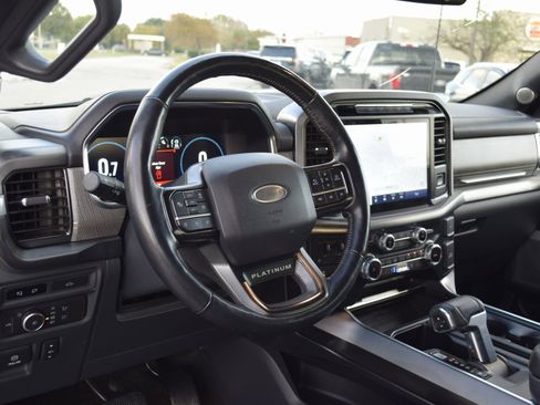 Certified 2022 Ford F150 Platinum w/ Equipment Group 701A High image 18