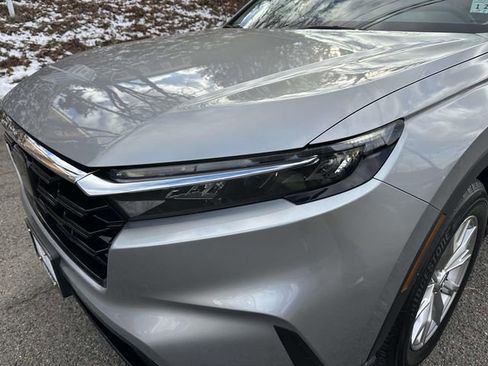 Certified 2023 Honda CR-V EX image 8