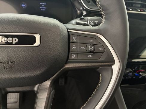 Used 2024 Jeep Grand Cherokee Limited 4xe AWD/4WD image 24
