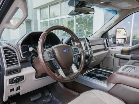 Used 2019 Ford F450 Limited AWD/4WD image 28