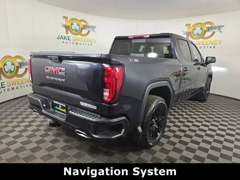 Certified 2024 GMC Sierra 1500 Elevation w/ Preferred Package AWD/4WD image 9
