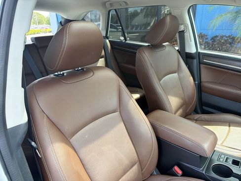 Used 2019 Subaru Outback 2.5i Touring AWD/4WD image 35