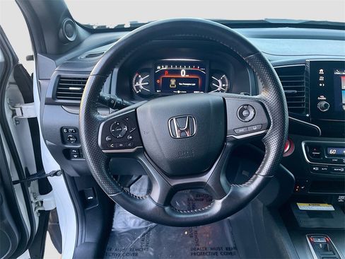 Used 2023 Honda Passport TrailSport image 11