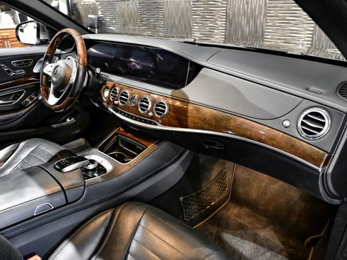 Used 2018 Mercedes-Benz S 450 Sedan image 19