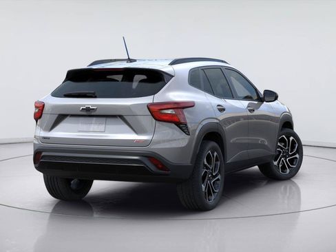 New 2026 Chevrolet Trax RS w/ Sunroof Package FWD image 4