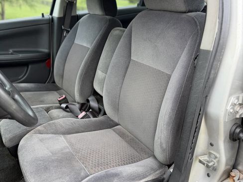 Used 2008 Chevrolet Impala LT FWD image 16