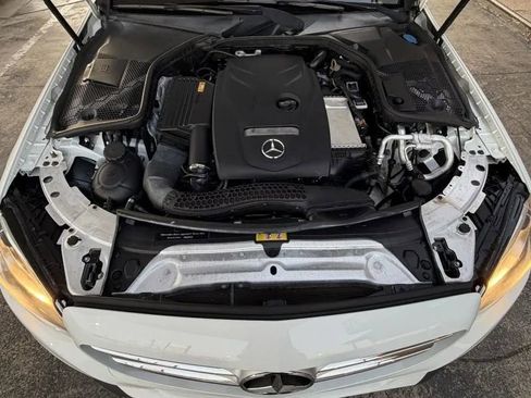 Used 2018 Mercedes-Benz C 300 Sedan image 11