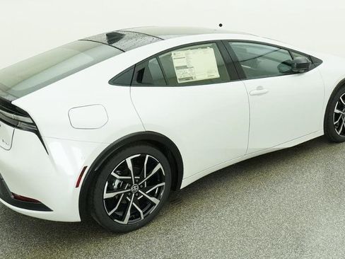 New 2026 Toyota Prius Plug-In Hybrid FWD image 46