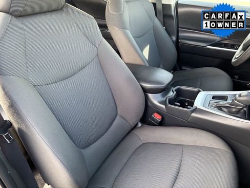 Certified 2025 Toyota RAV4 LE image 16