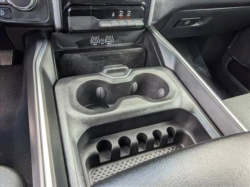 Used 2025 RAM 1500 Big Horn AWD/4WD image 12