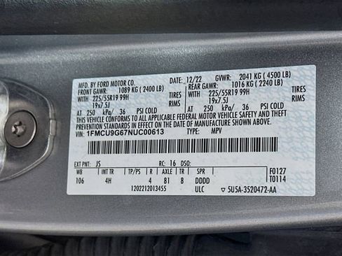 Used 2022 Ford Escape SE w/ SE Sport Appearance Package AWD/4WD image 36
