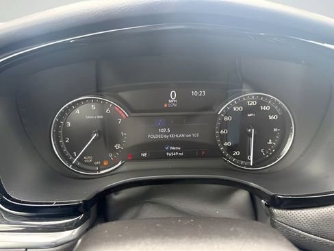 Used 2020 Cadillac XT5 Premium Luxury FWD image 9