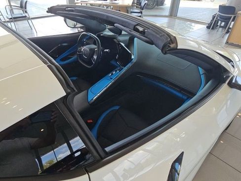 Used 2024 Chevrolet Corvette Stingray Premium Cpe w/ Z51 Performance Package image 13