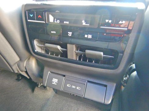 Used 2026 Acura MDX A-Spec AWD/4WD image 17