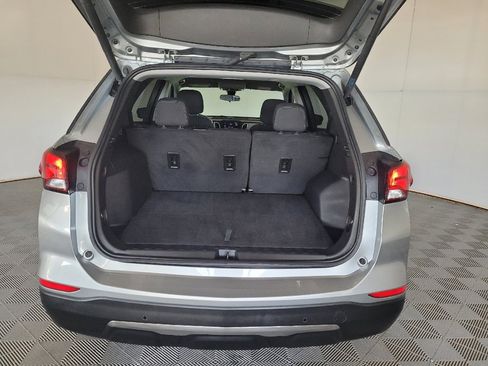 Used 2023 Chevrolet Equinox LT w/ Driver Convenience Package image 29