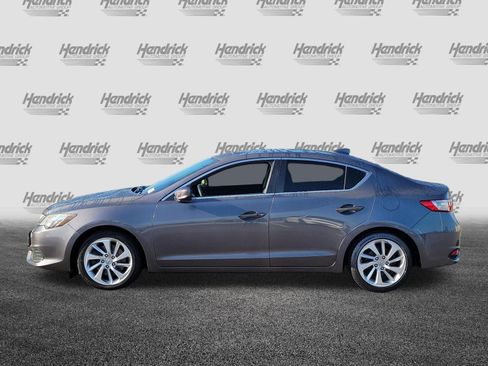 Used 2018 Acura ILX FWD image 4