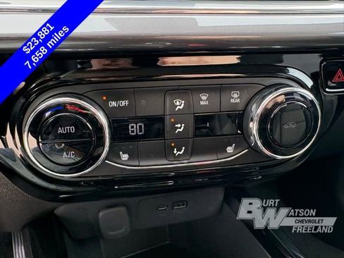 Used 2025 Chevrolet Trax ACTIV w/ Driver Confidence Package image 19