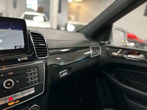 Used 2019 Mercedes-Benz GLS 450 4MATIC w/ Premium 1 Package image 31