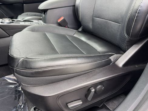 Used 2020 Ford Escape Titanium AWD/4WD image 35