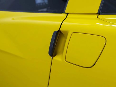 Used 2006 Chevrolet Corvette Coupe image 29