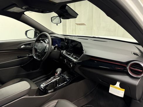 New 2026 Chevrolet Trax RS w/ Sunroof Package image 15