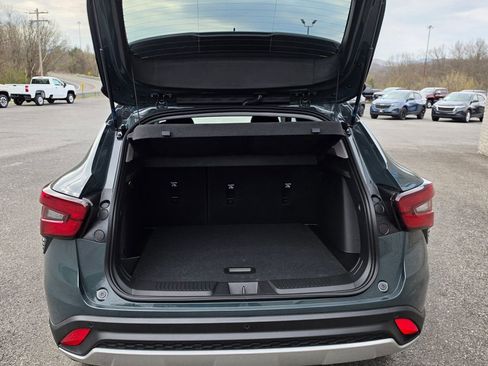 New 2026 Chevrolet Trax LT w/ Driver Confidence Package FWD image 9