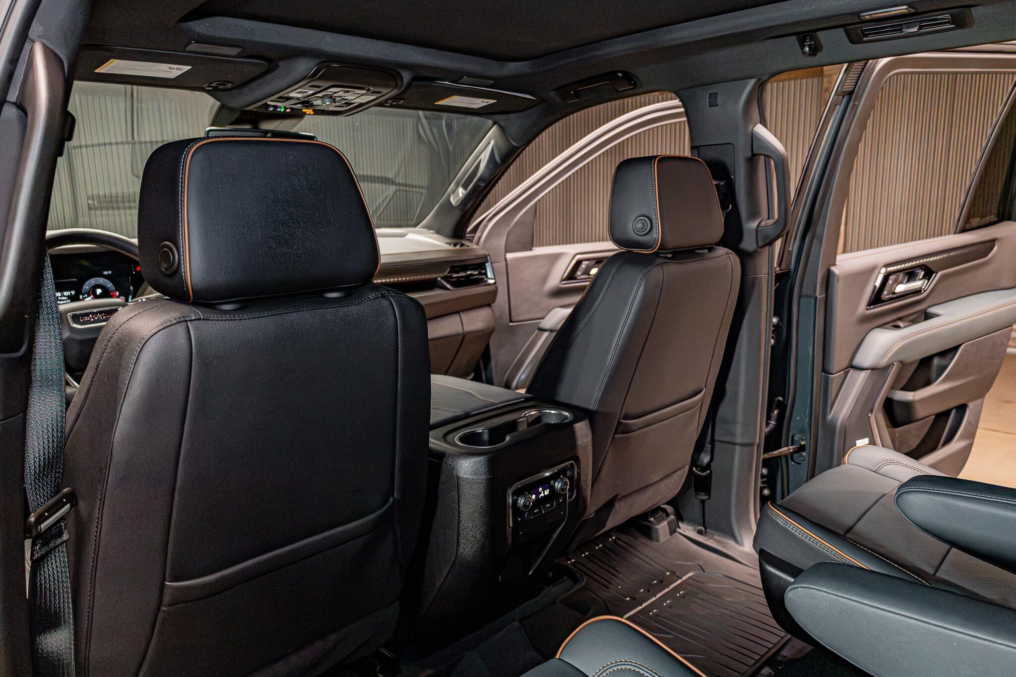 Used 2026 GMC Yukon AT4 w/ LPO, Floor Liner Package AWD/4WD image 23