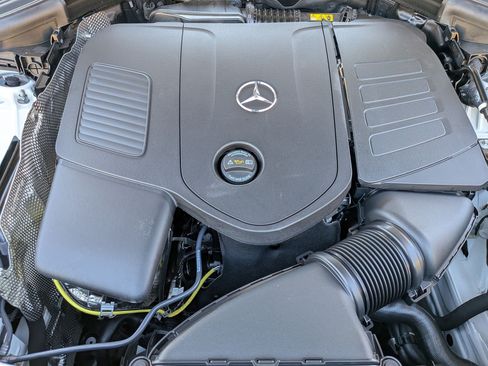 Used 2026 Mercedes-Benz GLC 300 image 35