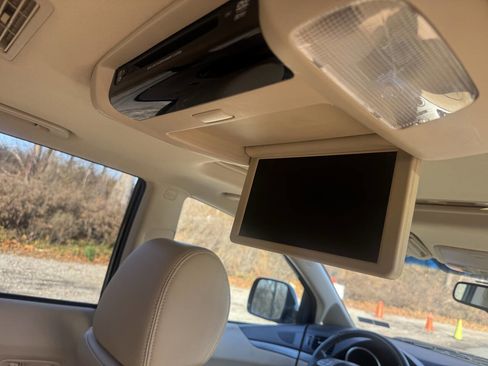 Used 2008 Subaru Tribeca Limited image 18