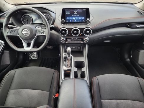 Certified 2025 Nissan Sentra SR w/ Midnight Edition FWD image 18