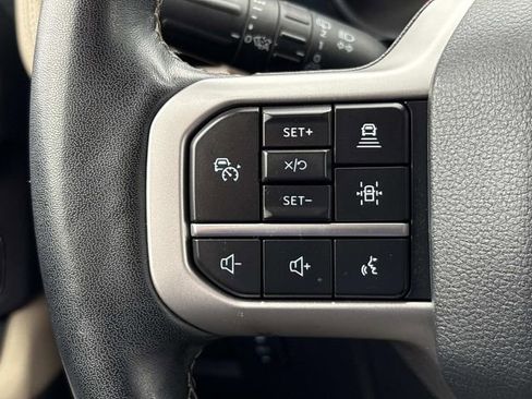 Certified 2024 Ford Expedition Limited image 31