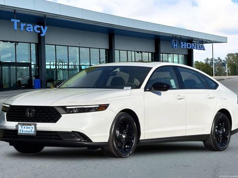 Certified 2025 Honda Accord SE image 14