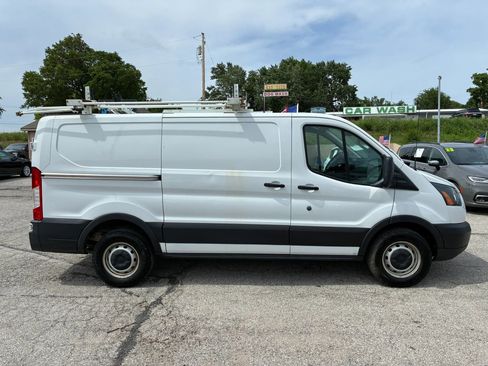 Used 2019 Ford Transit 250 130 Low Roof RWD image 8