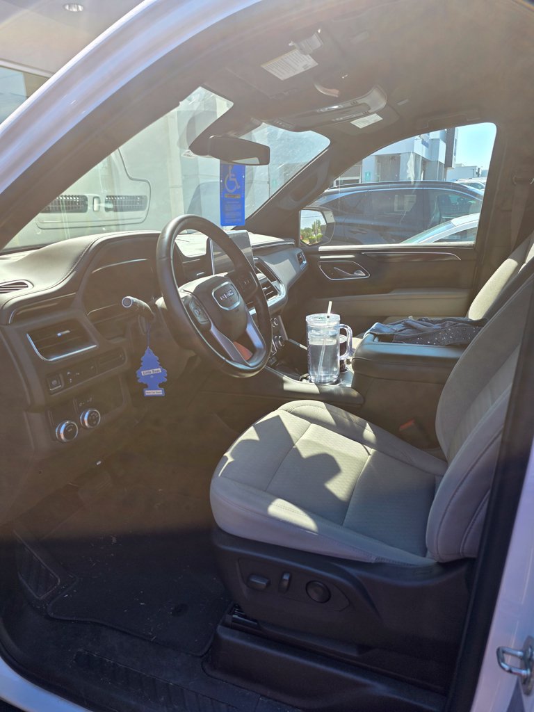 Used 2022 GMC Yukon XL SLE RWD image 14